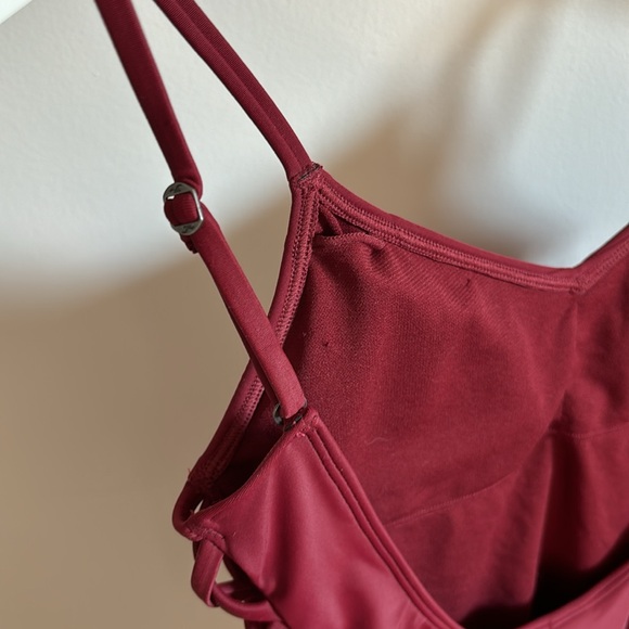 Hollister one piece bathing suit. - Picture 3 of 8